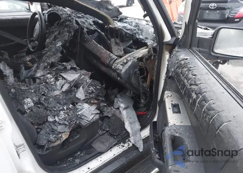 2008 Jeep Commander Sport z USA, uszkodzony, nr VIN 1J8HH48K88C224919